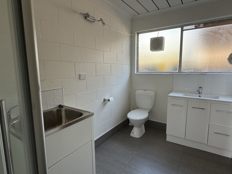 2/16 Loongana Place, Somerset TAS 7322