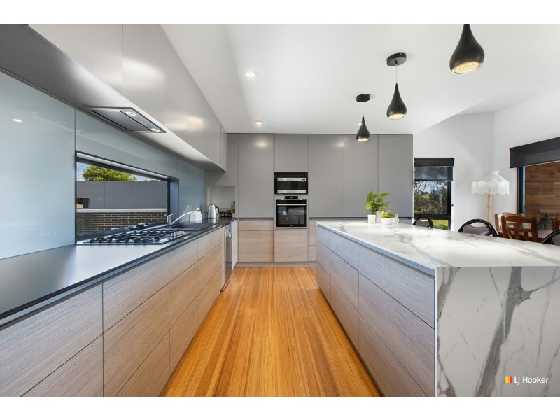 8 Moore Court, Wynyard TAS 7325