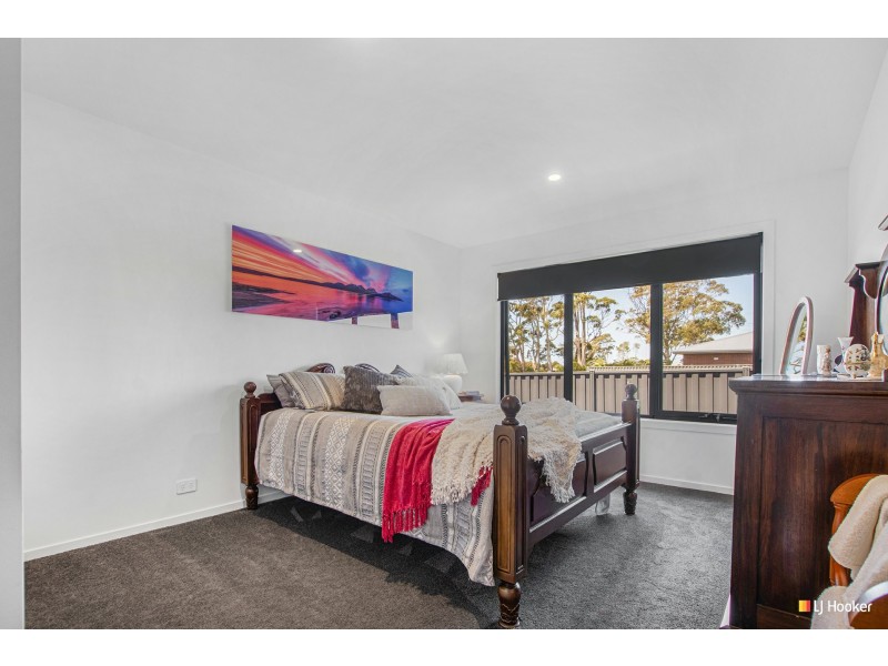 8 Moore Court, Wynyard TAS 7325