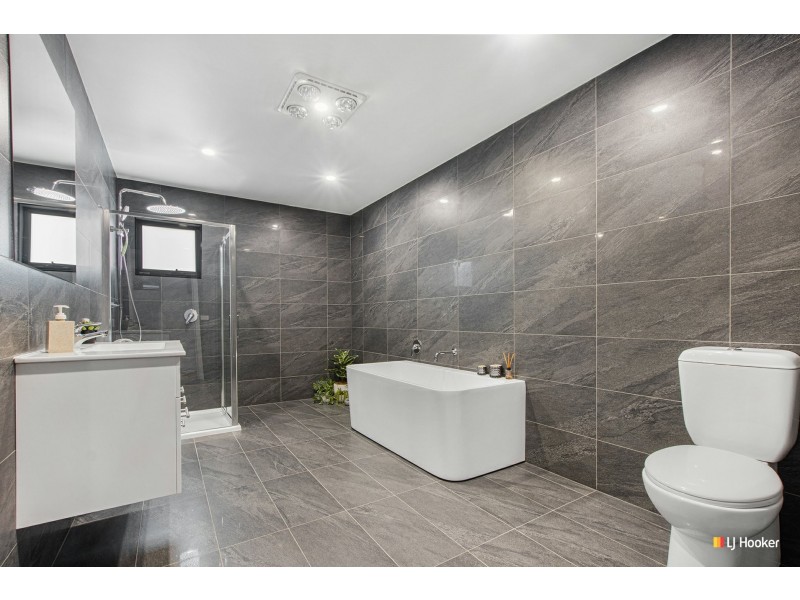 8 Moore Court, Wynyard TAS 7325
