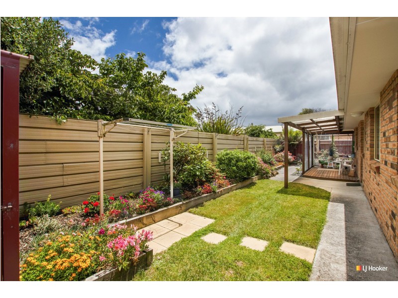 Unit 2/19 Plummer Court, Somerset TAS 7322