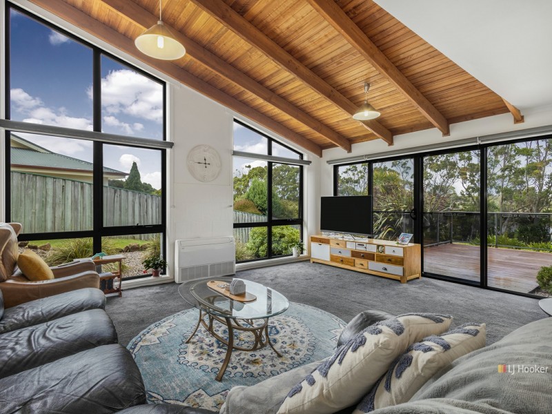 18 Golf Links Road, Wynyard TAS 7325