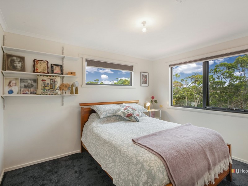 18 Golf Links Road, Wynyard TAS 7325