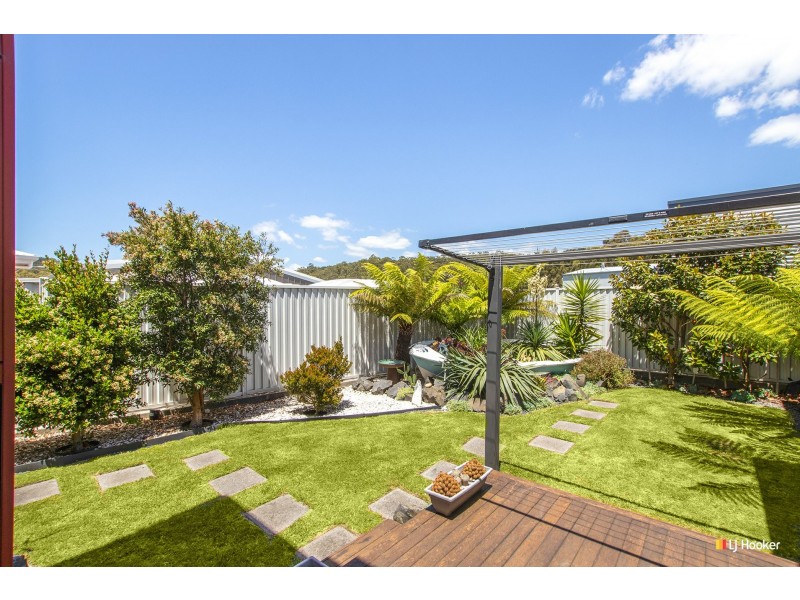 6 Serrata Crescent, Sisters Beach TAS 7321