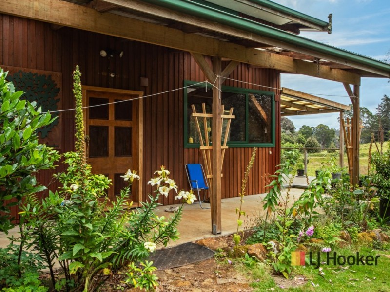 16 Woolleys Road, Takone TAS 7325