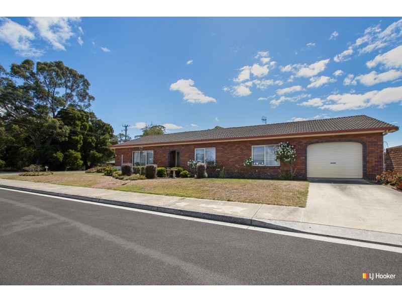 8 George Street, Wynyard TAS 7325