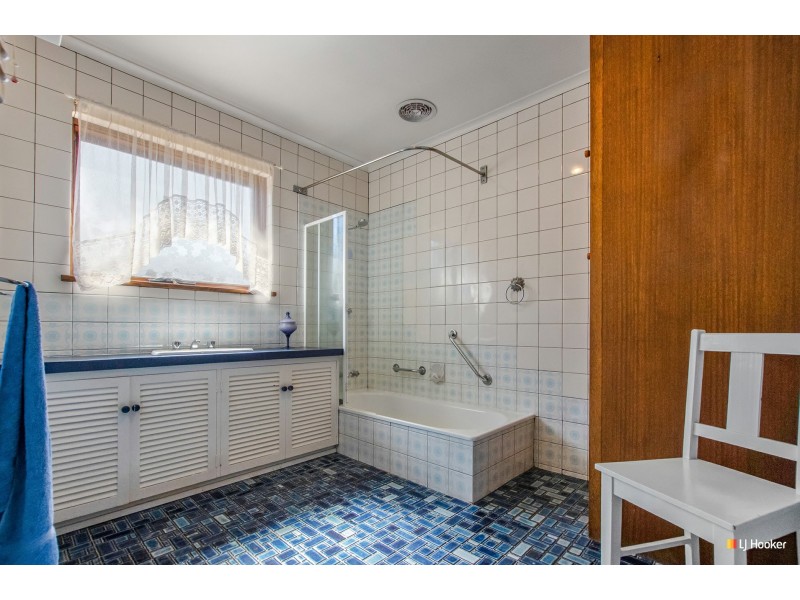 8 George Street, Wynyard TAS 7325