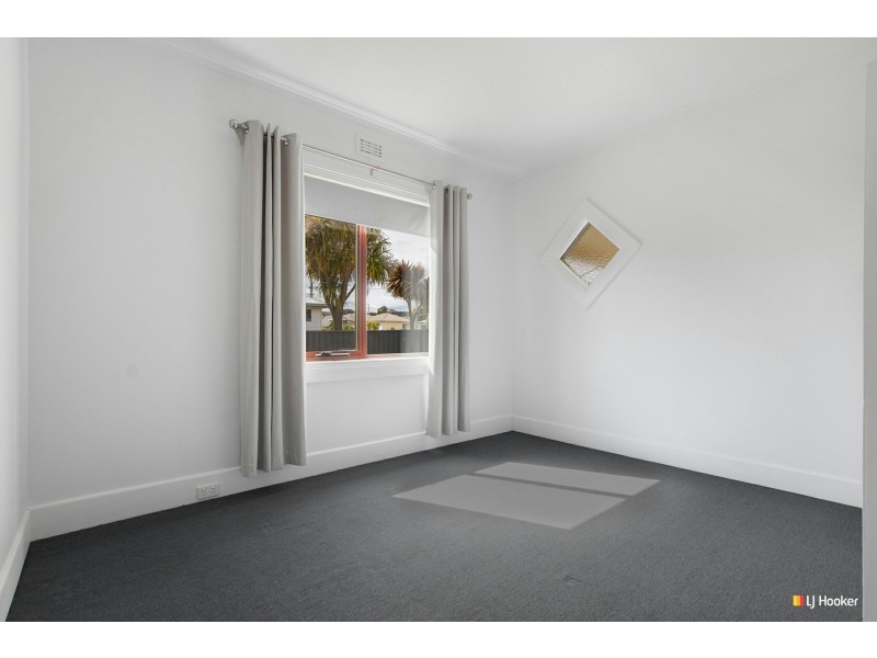 1/9 Cardigan Street, Somerset TAS 7322