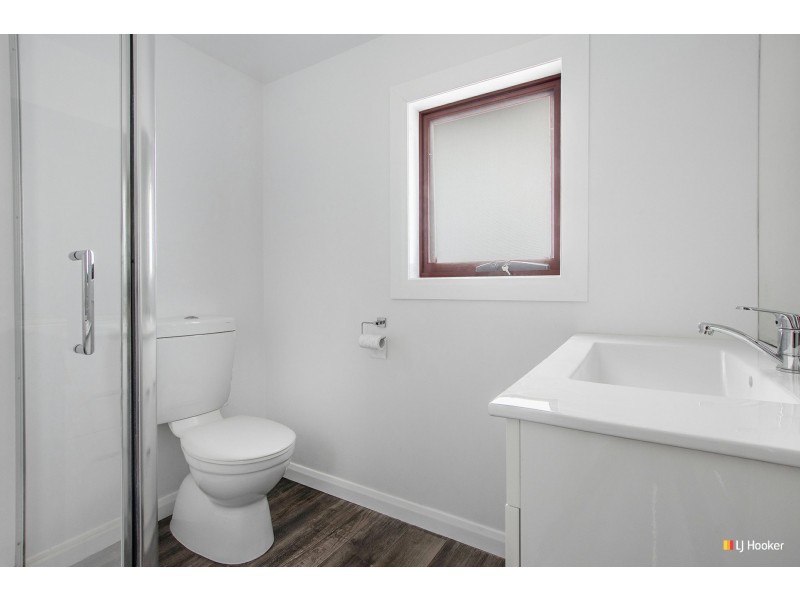 1/9 Cardigan Street, Somerset TAS 7322