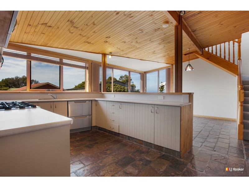 28 Old Bass Highway, Wynyard TAS 7325