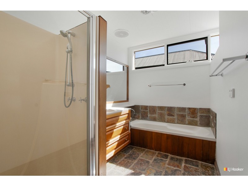 28 Old Bass Highway, Wynyard TAS 7325