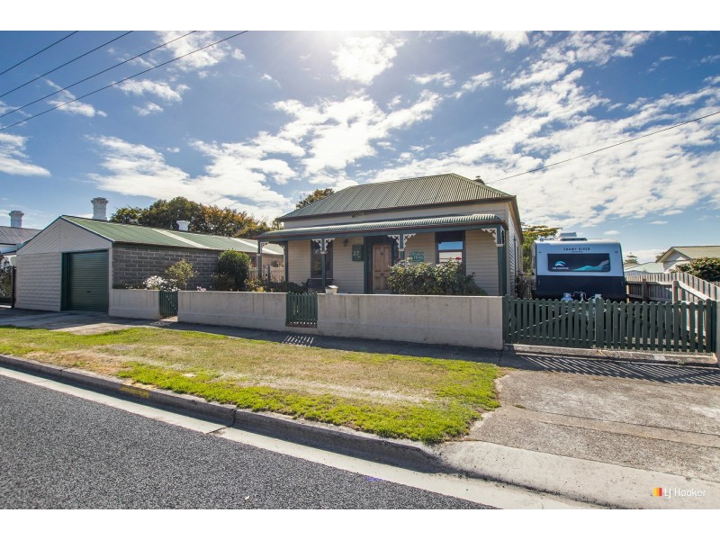 27 Hogg Street, Wynyard TAS 7325