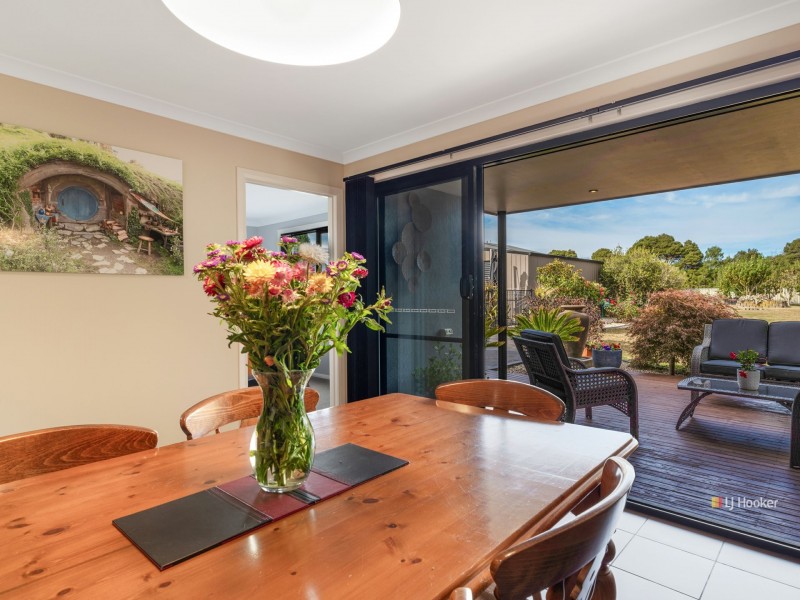17 Sandy Crescent, Wynyard TAS 7325