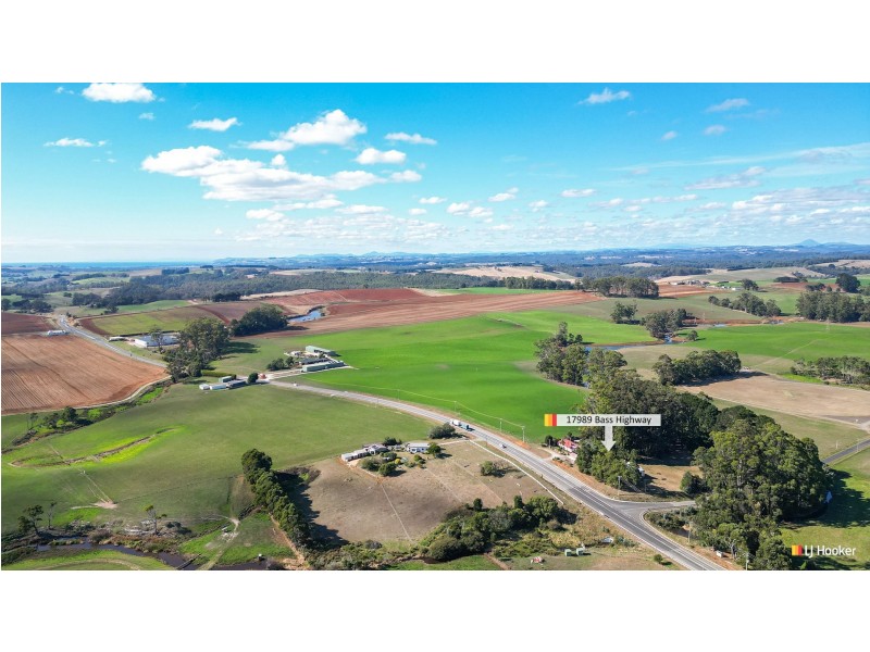 17989 Bass Highway, Sisters Creek TAS 7325
