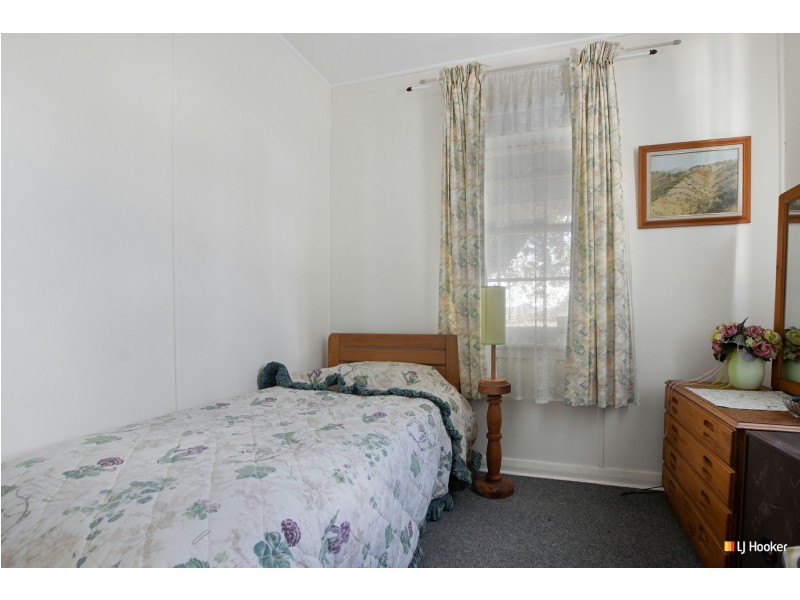 17989 Bass Highway, Sisters Creek TAS 7325