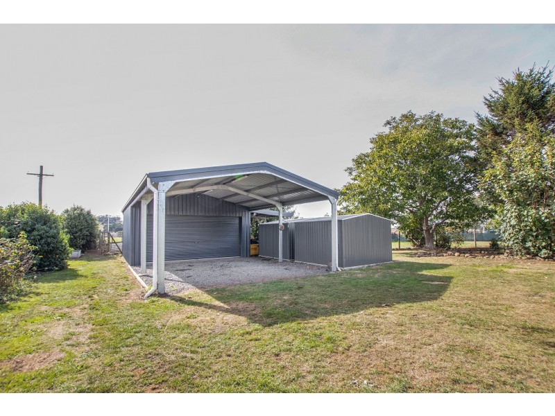 185 Preolenna Road, Flowerdale TAS 7325