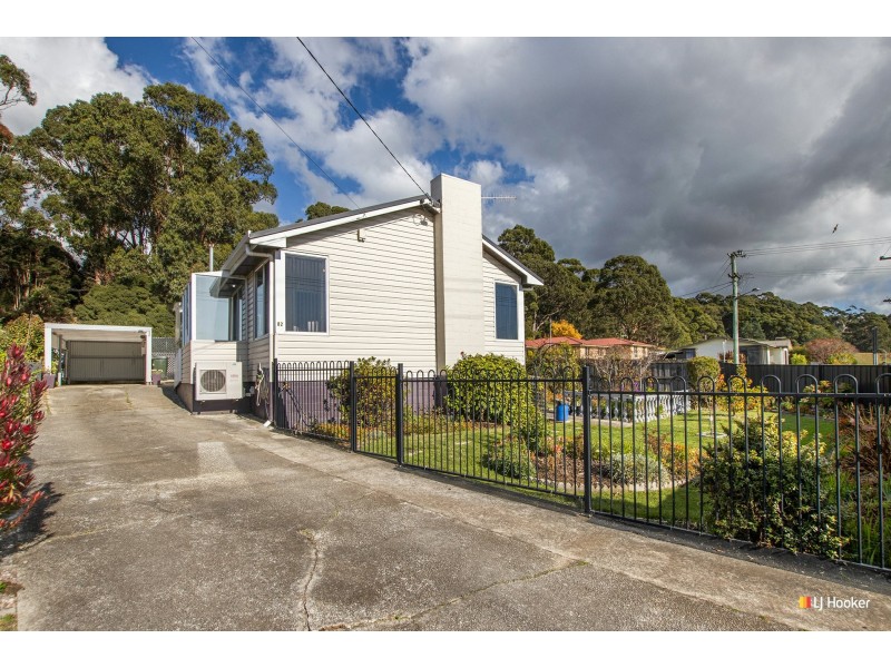 82 Simpson Street, Somerset TAS 7322