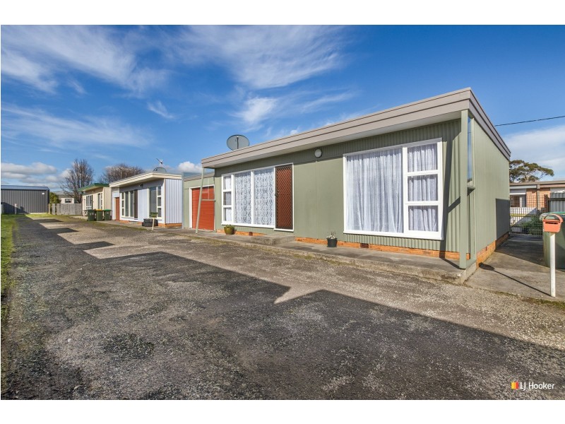 2/18 West Jenner Street, Wynyard TAS 7325