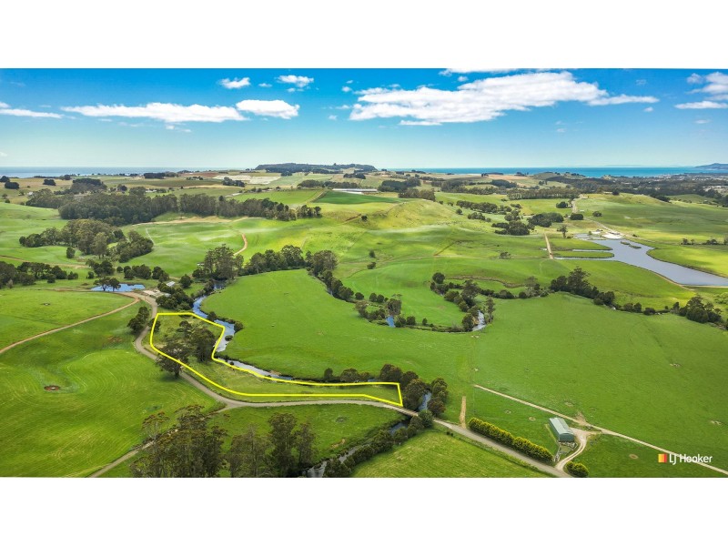 201 Gates Road, Flowerdale TAS 7325