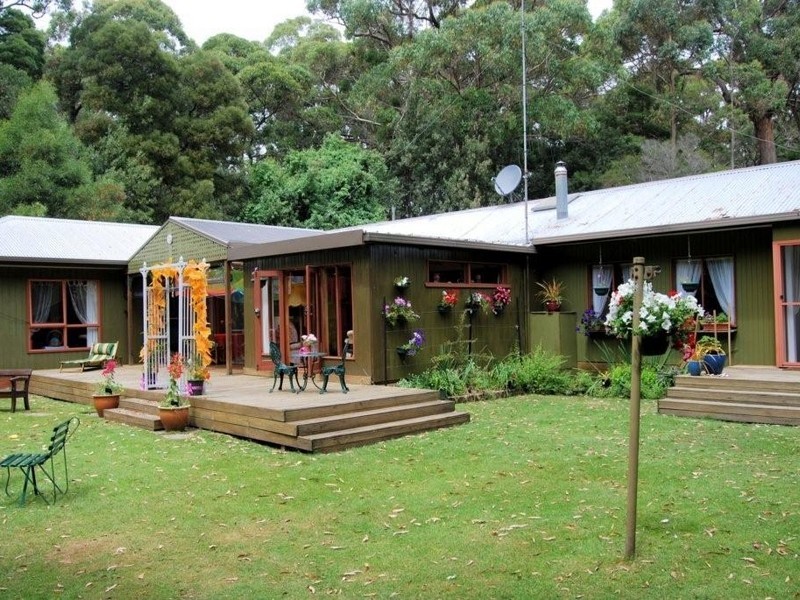 11 Bridge Street, Sisters Beach TAS 7321