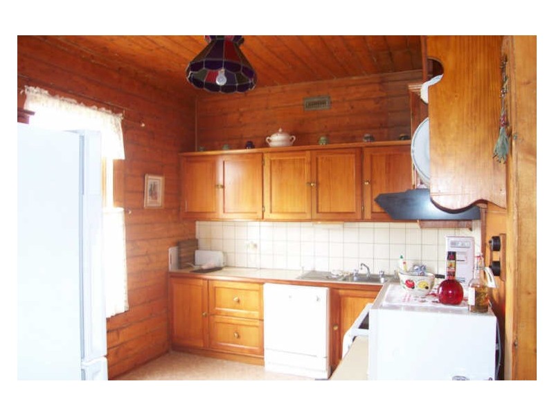 28 Goldie Street “Save A Buck”, Wynyard TAS 7325