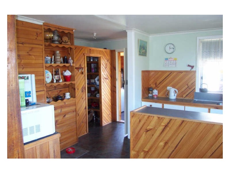 27 Bowick Street, Wynyard TAS 7325