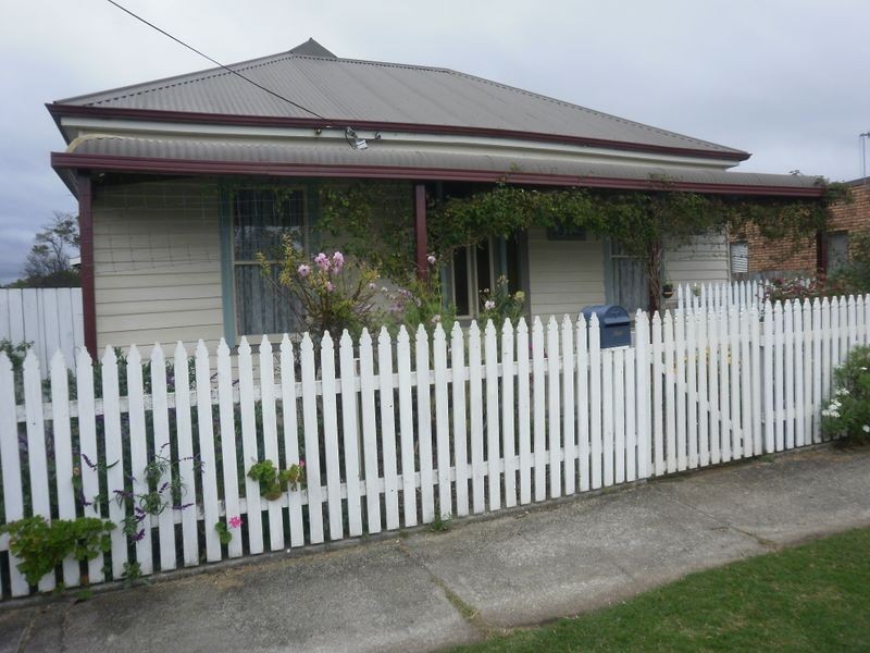 24 Hogg Street, Wynyard TAS 7325