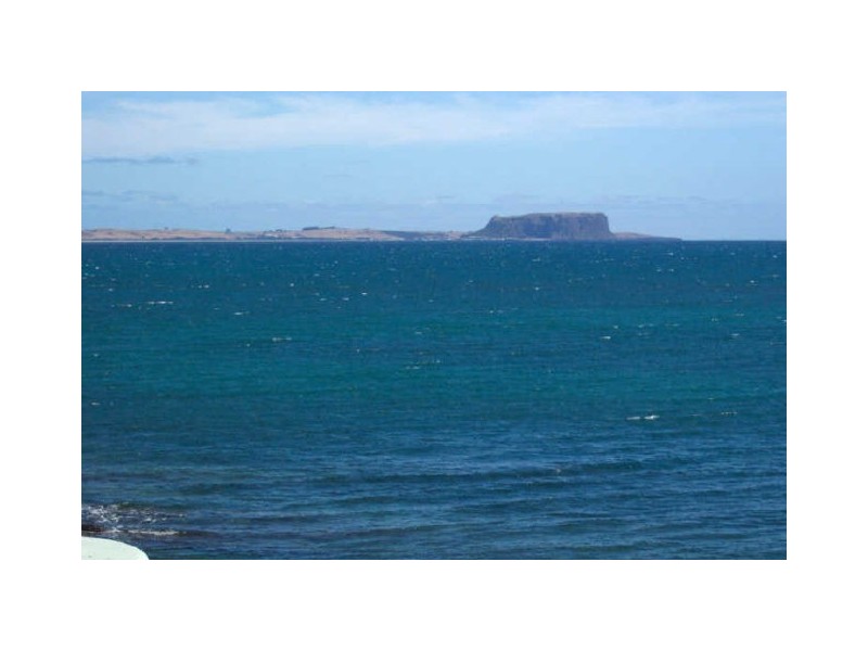 20304 Bass Highway, Cowrie Point TAS 7321