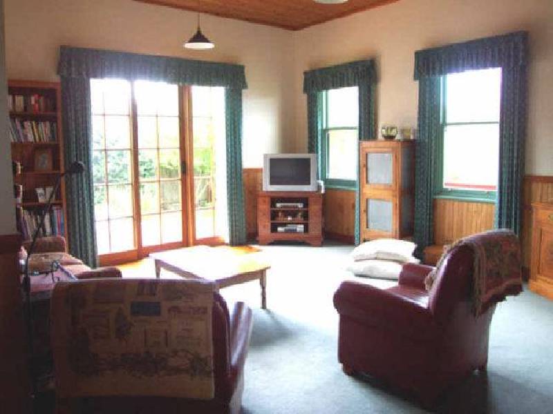 27 Hogg Street, Wynyard TAS 7325