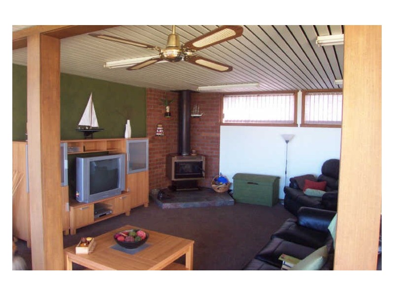 215 Old Bass Highway, Wynyard TAS 7325