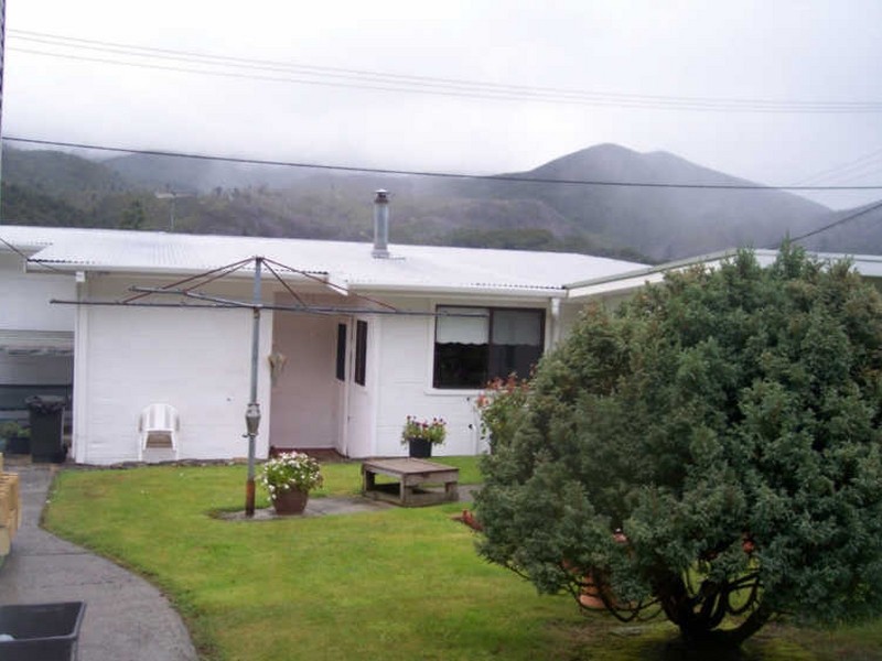24 Grafton Street, Queenstown TAS 7467