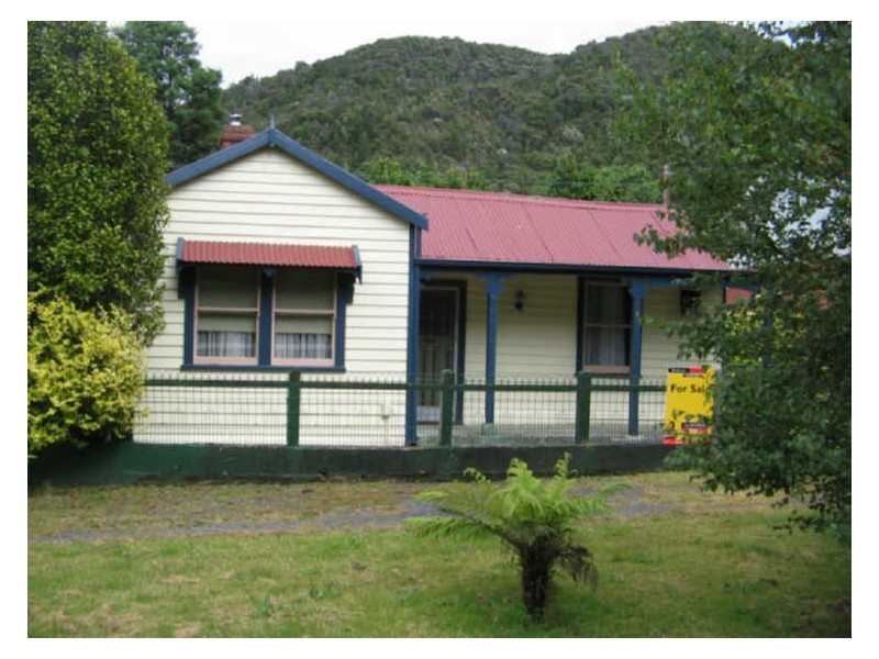 89 Esplanade, Queenstown TAS 7467
