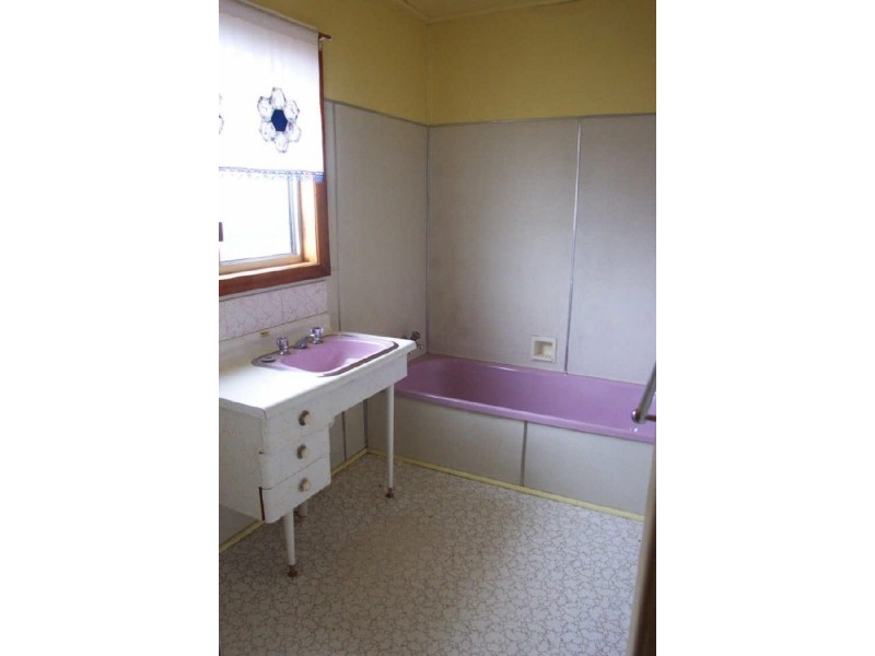 11 Crotty Street, Queenstown TAS 7467