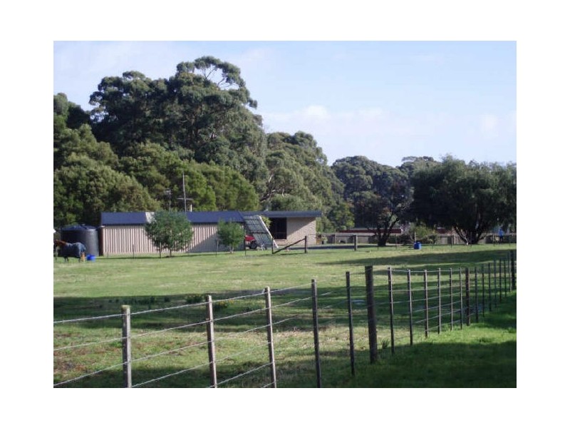 19349 Bass Highway, Rocky Cape TAS 7321