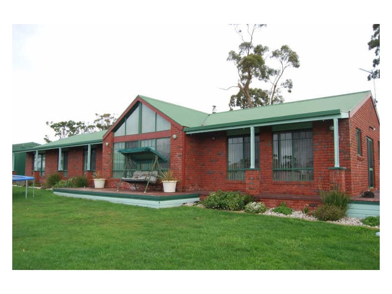 42 River Road, Wynyard TAS 7325