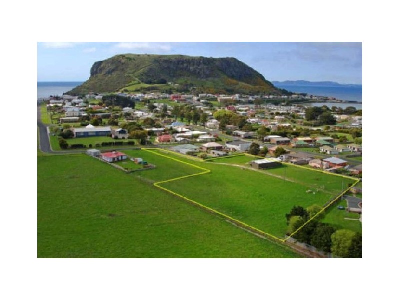5 Albert Street, Stanley TAS 7331