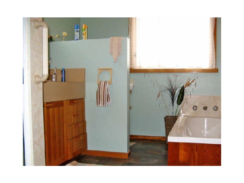 18 Deacon Street, Burnie TAS 7320