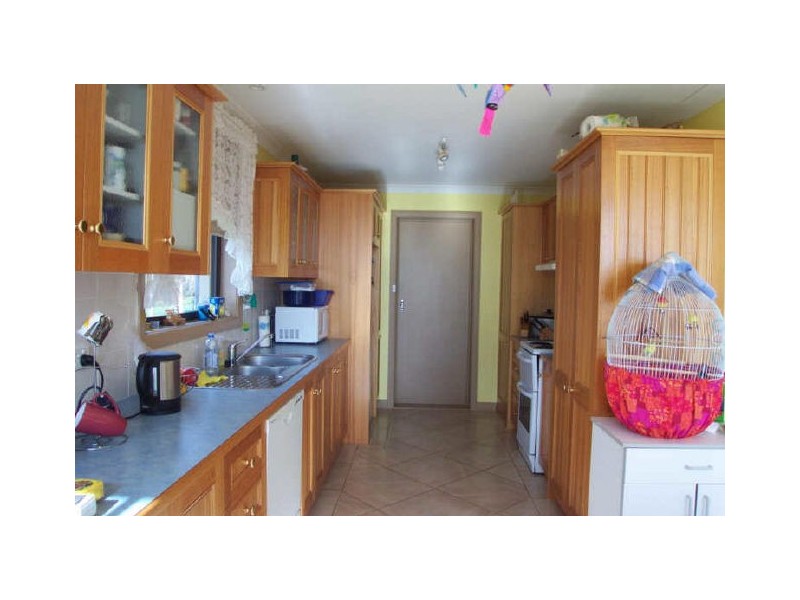 2 Ronald Crescent, Somerset TAS 7322