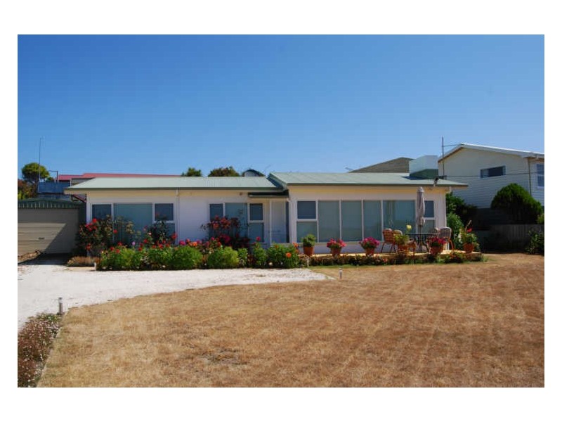 69 Old Bass Highway, Wynyard TAS 7325
