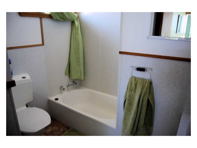 69 Old Bass Highway, Wynyard TAS 7325