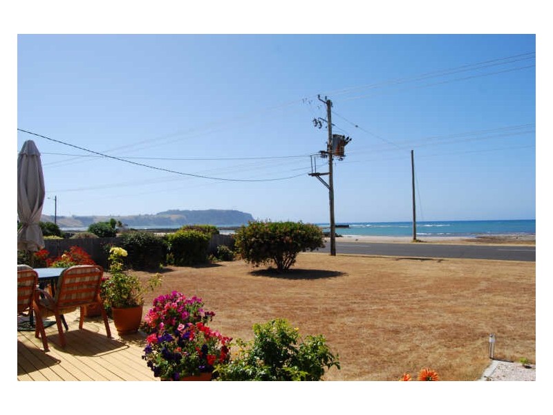 69 Old Bass Highway, Wynyard TAS 7325