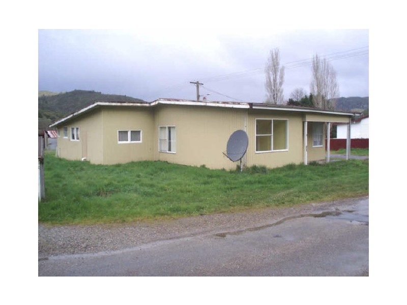 18 Lovett Street, Queenstown TAS 7467