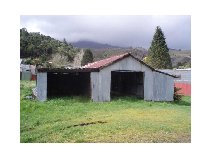 18 Lovett Street, Queenstown TAS 7467