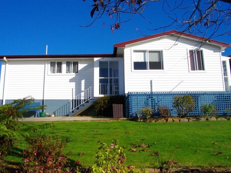 6 Winter Avenue, Burnie TAS 7320
