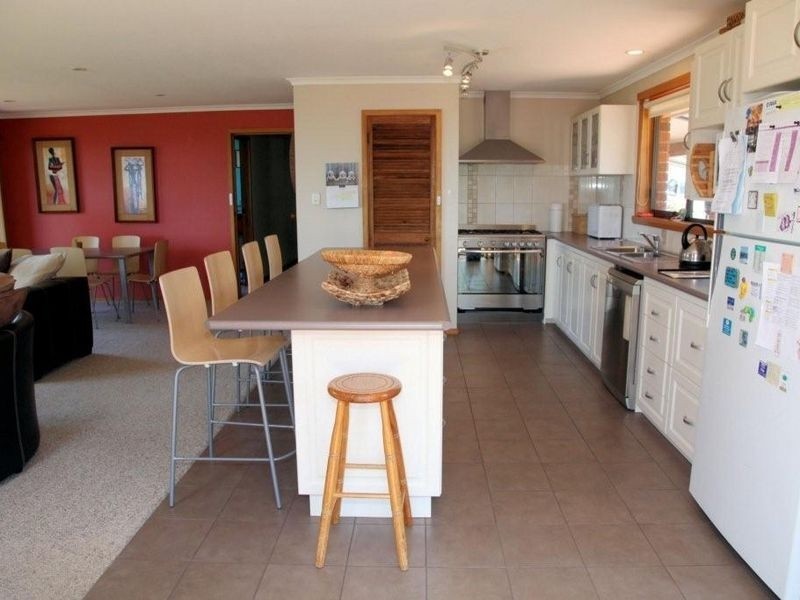 16 Sisters Beach Road, Boat Harbour TAS 7321