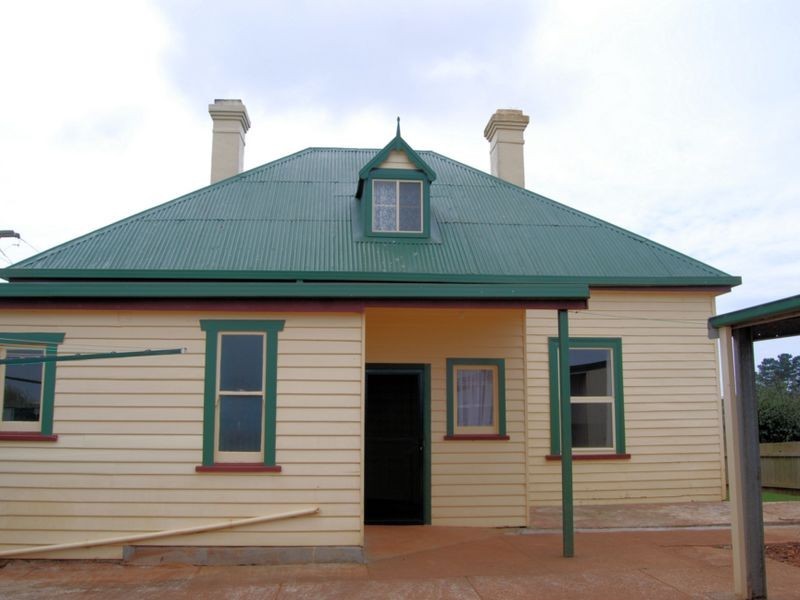 17087 Bass Highway, Flowerdale TAS 7325