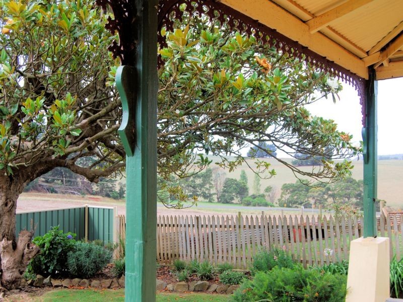 17087 Bass Highway, Flowerdale TAS 7325