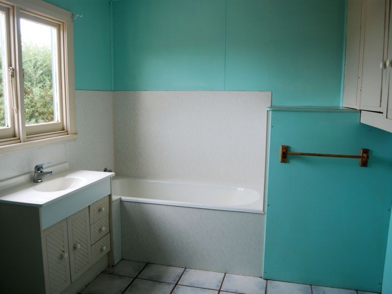 17087 Bass Highway, Flowerdale TAS 7325