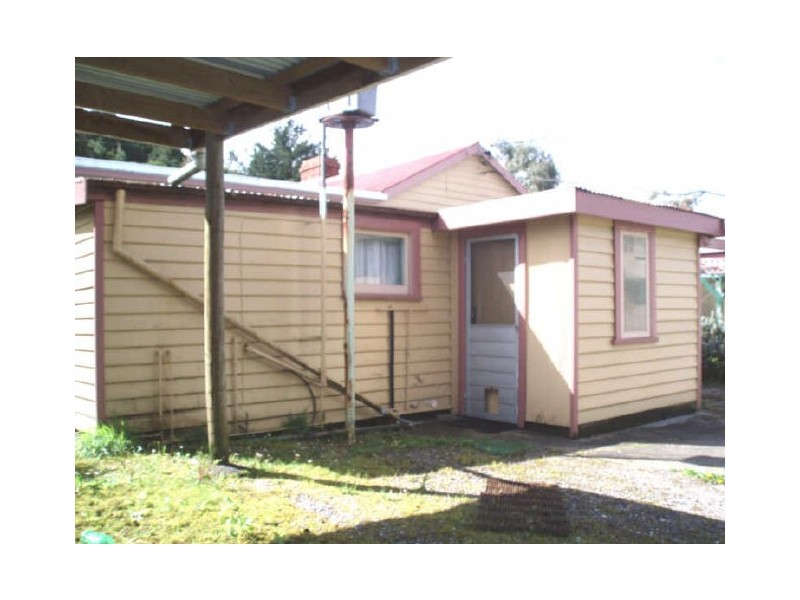 89 Esplanade, Queenstown TAS 7467