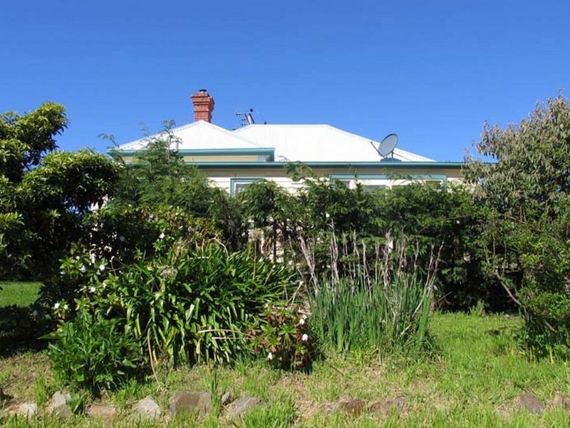 24 Elizabeth Street, Burnie TAS 7320